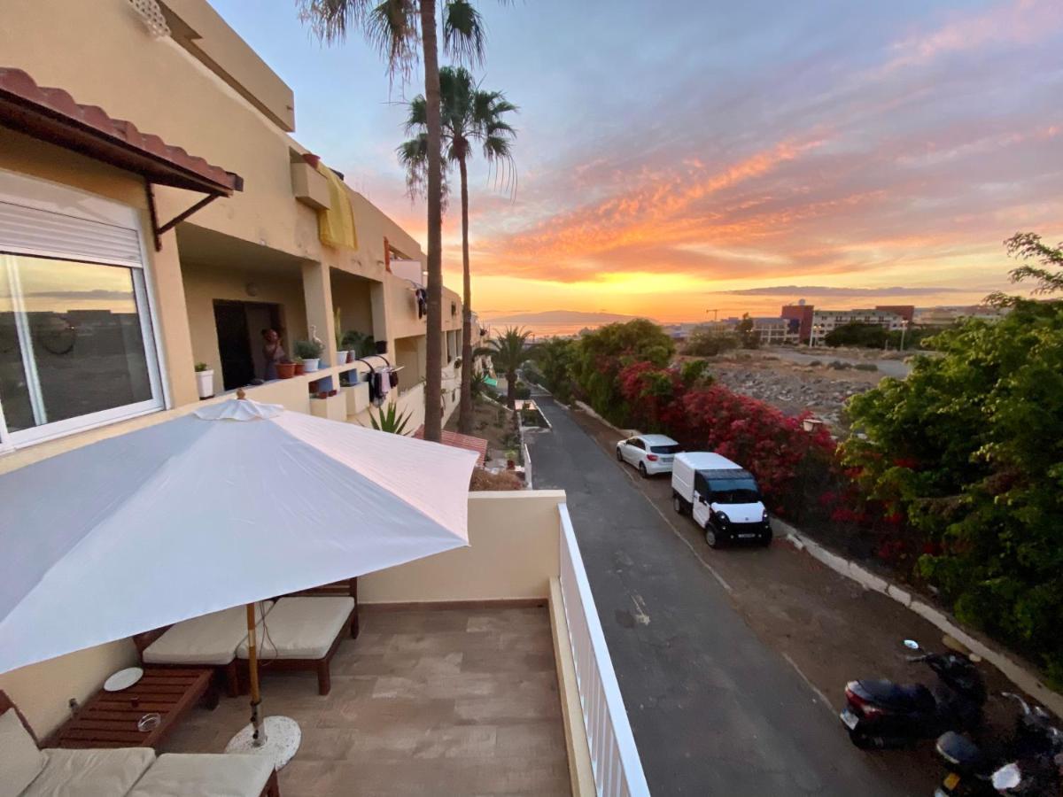 Loft Playa Torviscas,Garaje Gratis , Recien Reformado Costa Adeje (Tenerife) Kültér fotó